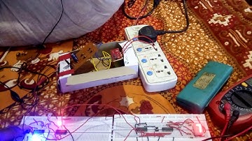 Bidirectional visitor counter without microcontroller