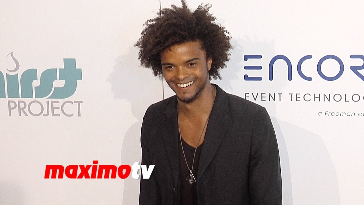 Eka Darville