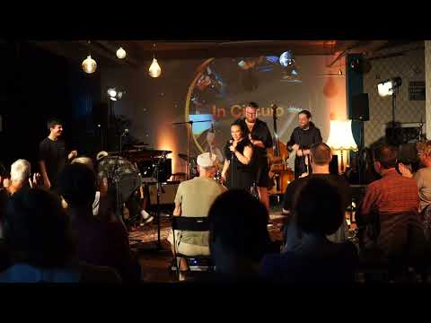 Palast der Künste Performance in Berlin  - Nada with the Band
