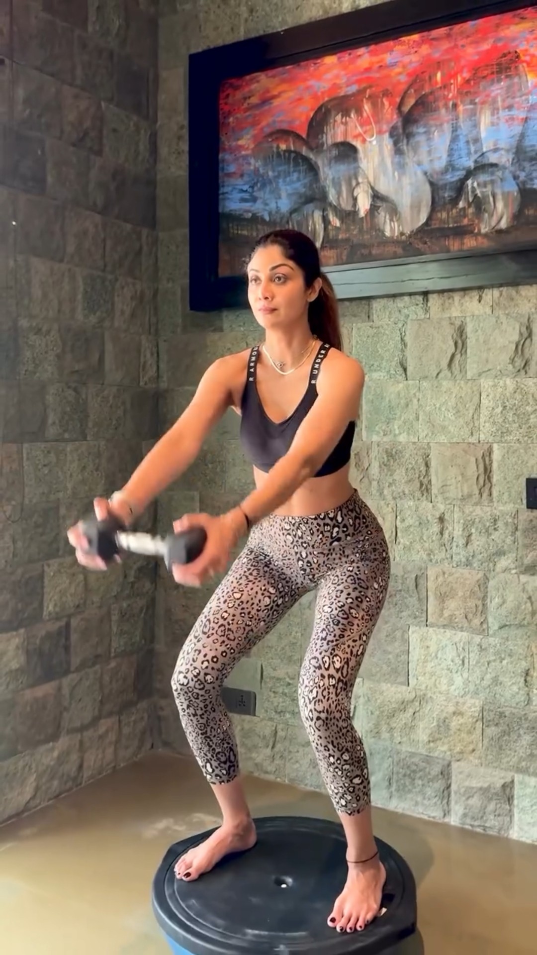 Shilpa Shetty’s Workout Video Is the Fitness Inspiration You Need!??‍♀️#shilpashetty #shorts