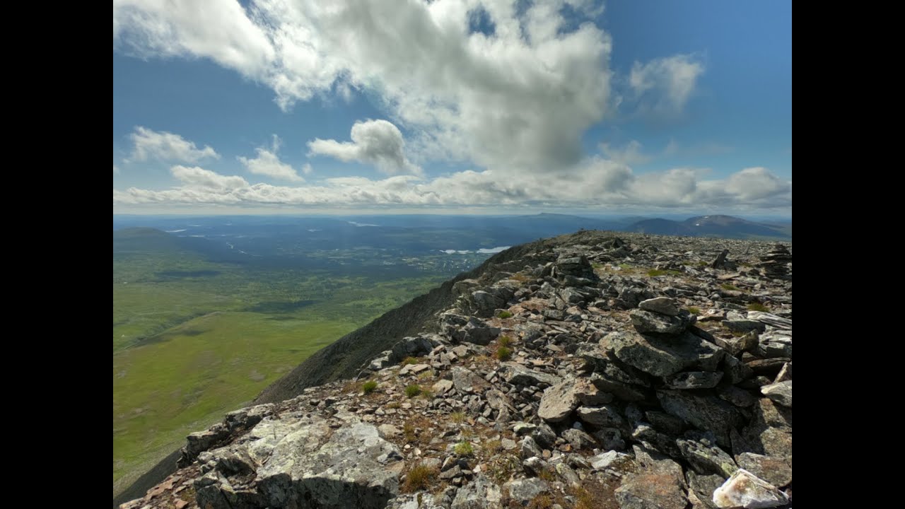 Vandring Borgafjäll till toppen på klöverfjället 1303m(utsikt 14:30).