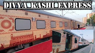 Divya Kashi Express || 1st Run Arrival at Delhi Safdarjung || Traveller Rajat