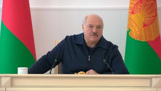 Лукашенко: И пошло-поехало! Всё порезали, раздали! Коррупция, взятки на всех уровнях! // Про Украину