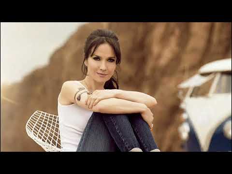 Natalia Oreiro - Me muero de amor - YouTube