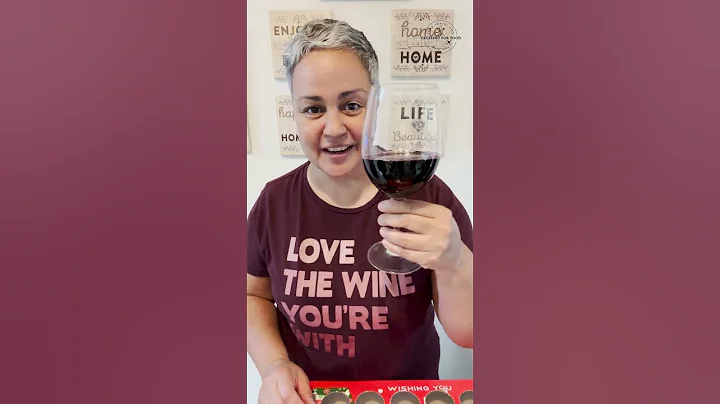 UNBOXING MY WINE ADVENT CALENDAR | DAY 9 #shorts