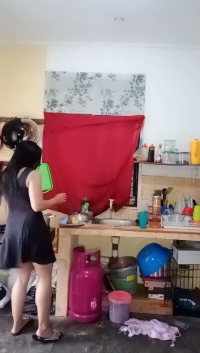 TANTE JOGET TIKTOK SAMBIL MASAK