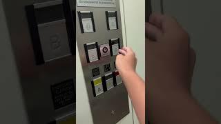 emergency stop button demo on a deve hydraulic elevator