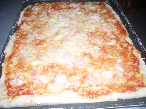comment-faire-une-savoureuse-pizza-au-jambon-et-au-fromage-facilement?