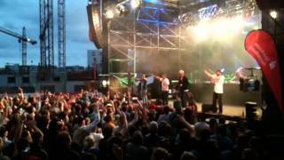 Blumentopf auf Party Safari beim Bahnstadt Open Air ▲ halle02