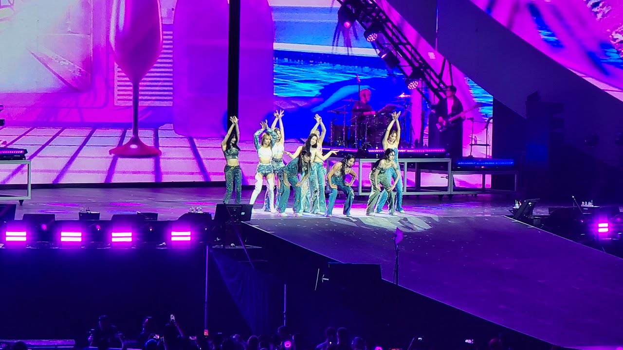 TWICE - Alcohol Free - Ready To Be 5th World Tour - MetLife Stadium