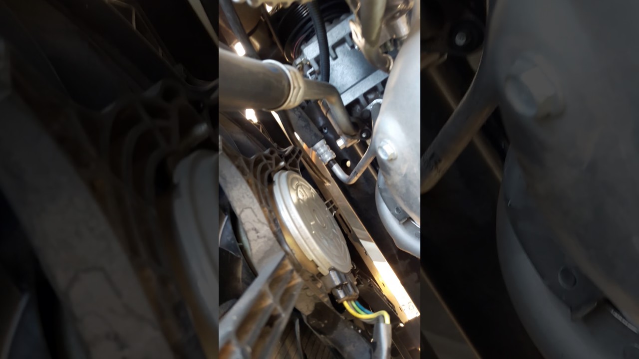 12 Nissan Rogue Radiator Flush(5) YouTube