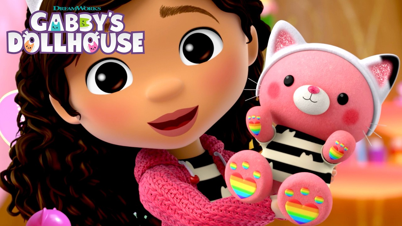 Gabby Needs Help Decorating Her Kitty Bear! | GABBY'S DOLLHOUSE