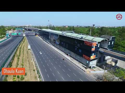 A Unique Look of Delhi Metro