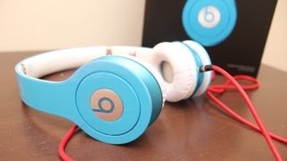 Beats by Dre Solo HD Unboxing (New Color Smartie Blue)(Unboxing of the new Solo HD in Smartie Blue. These were purchased from Best Buy. Find them here: ..., 2012-07-07T00:22:25.000Z)