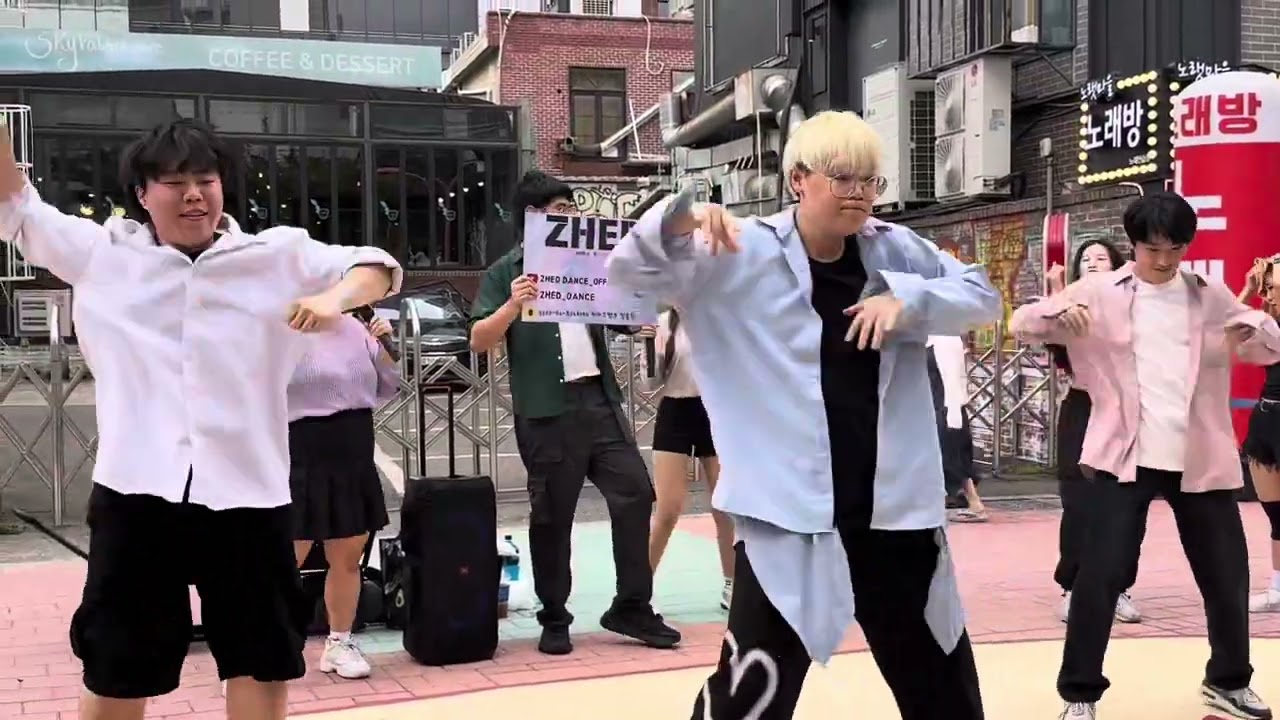 HONGDAE K-POP BUSKING - [BTS] Mic Drop (4)