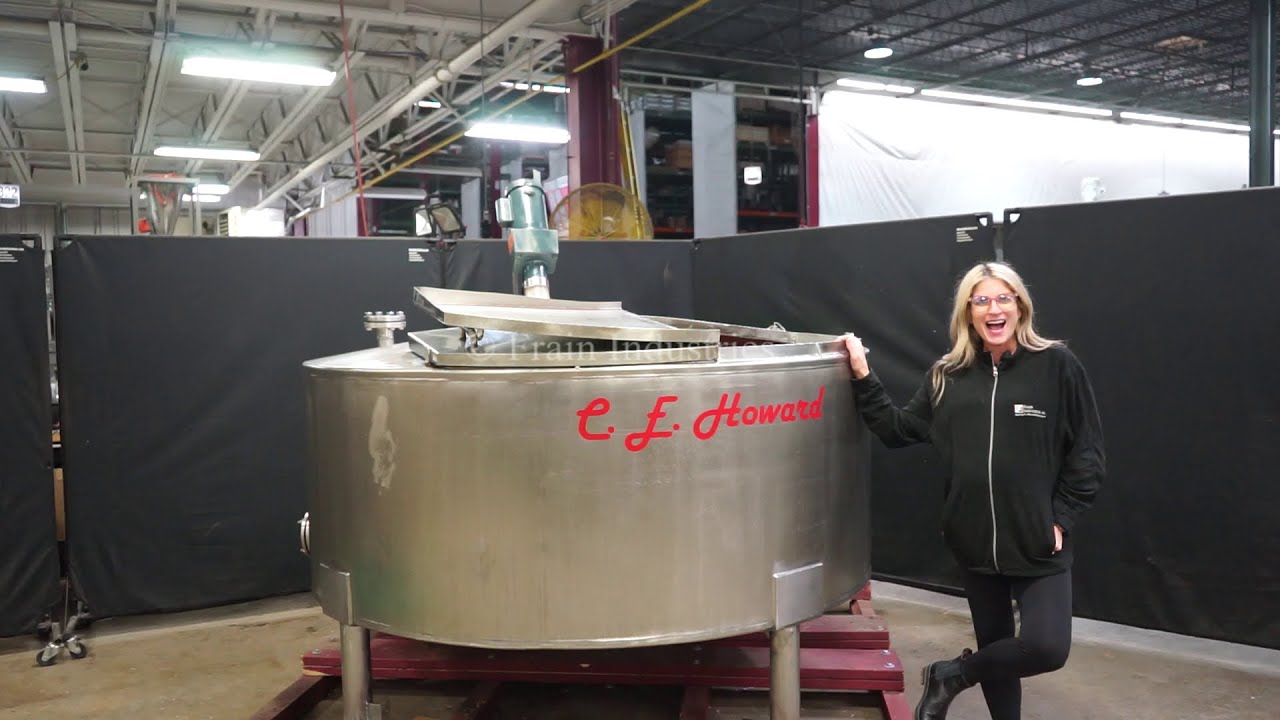 C. E. Howard 600 Gallon Tank Demonstration