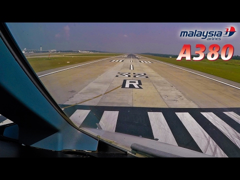 Airbus A380 Pilotsview - Long Takeoff Roll