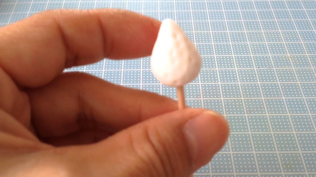 スイーツデコ】樹脂粘土でいちご作り - YouTube