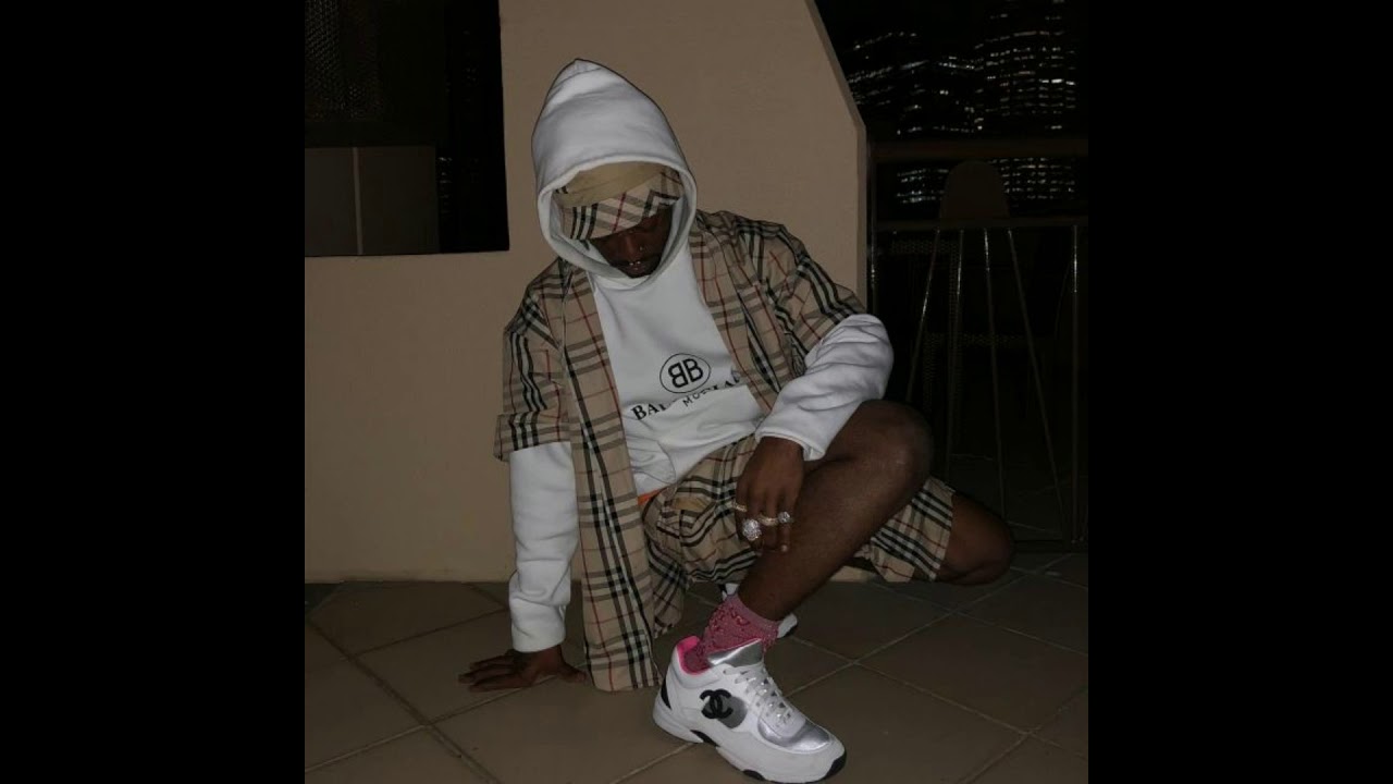 juice wrld with the burberry on