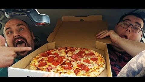 We tried Cumberland Farms' Gas Station Pepperoni Pizza