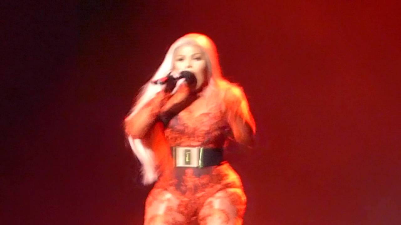 Lil' Kim "Quiet Storm Remix" Sept 4 2016 Bad Boy Family Reunion Tour Madison Square Garden NYC