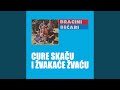 Cure Skaču I žvakaće žvaću