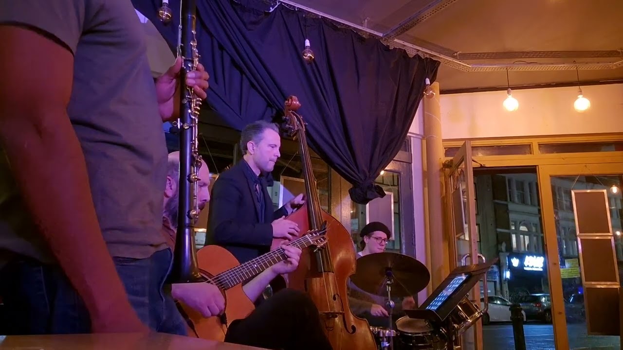 Sunny side of the street - Jazz Swing Band London 