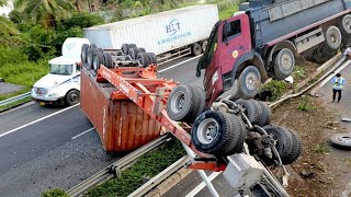 20 World&#39;s Dangerous Truck, Crane Operator Fails - Heavy Equipment Disaster - Total idiots VS Truck