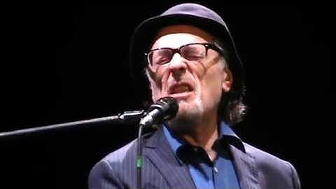 Eduardo De Crescenzo Cosa c'è di vero (Teatro Cilea 3.2.2018)