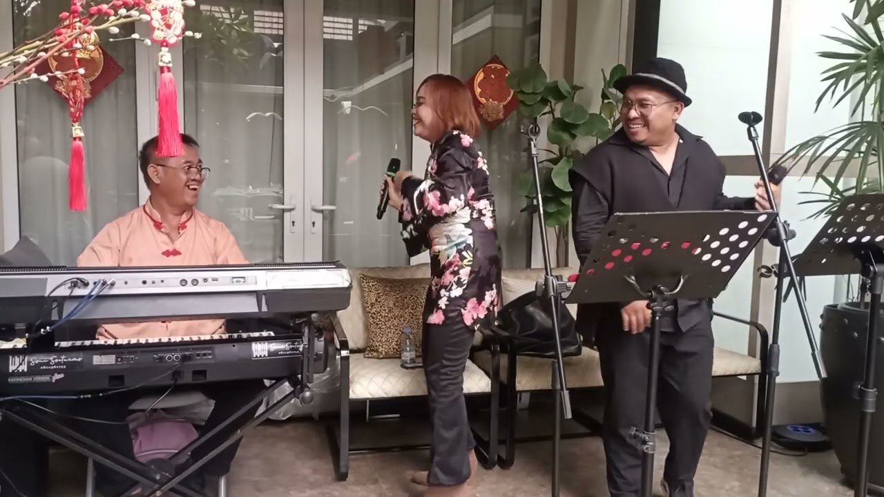   Jangan ada dusta  diantara kita cover soni soetarmo soundsystem