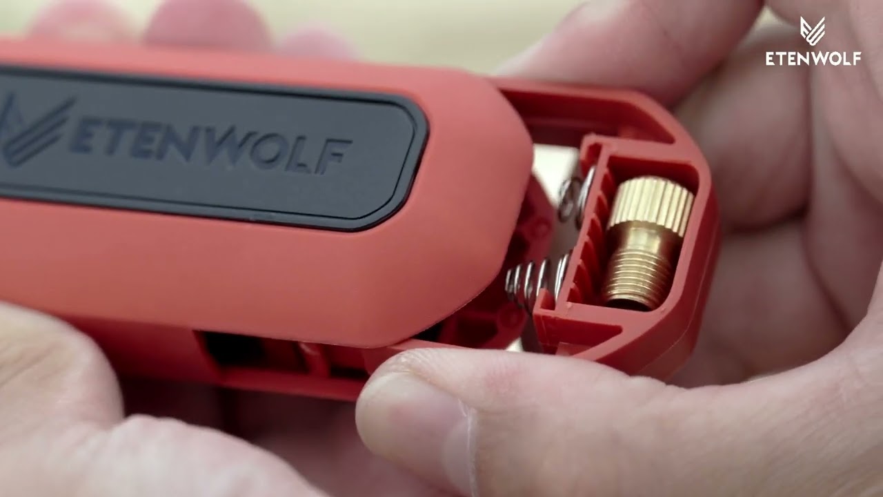 The Coolest Tire Gauge You Didn’t Know You Needed – ETENWOLF T300