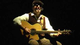 Video thumbnail of "Maurizio Calandra  canta Un Lu sapiti"