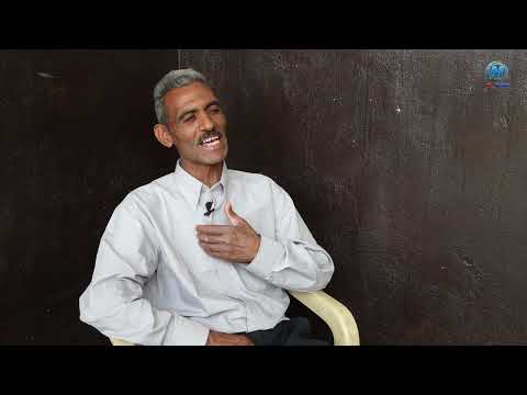 ابن مدينة منبج يخط القرآن الكريم بيده الخطاط حسين العلي