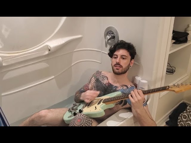 More Amour - Anchored Down (Official Unofficial Quarantine Music Video) bekijken op YouTube More Amour - Anchored Down (Official Unofficial Quarantine Music Video) bekijken op YouTube