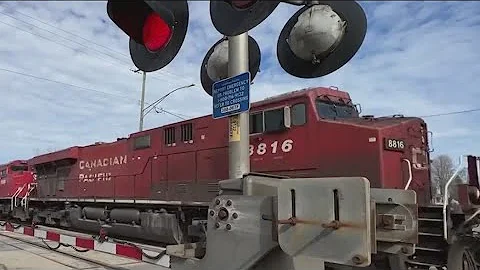 Chicago-area group pushes back against massive railroad merger