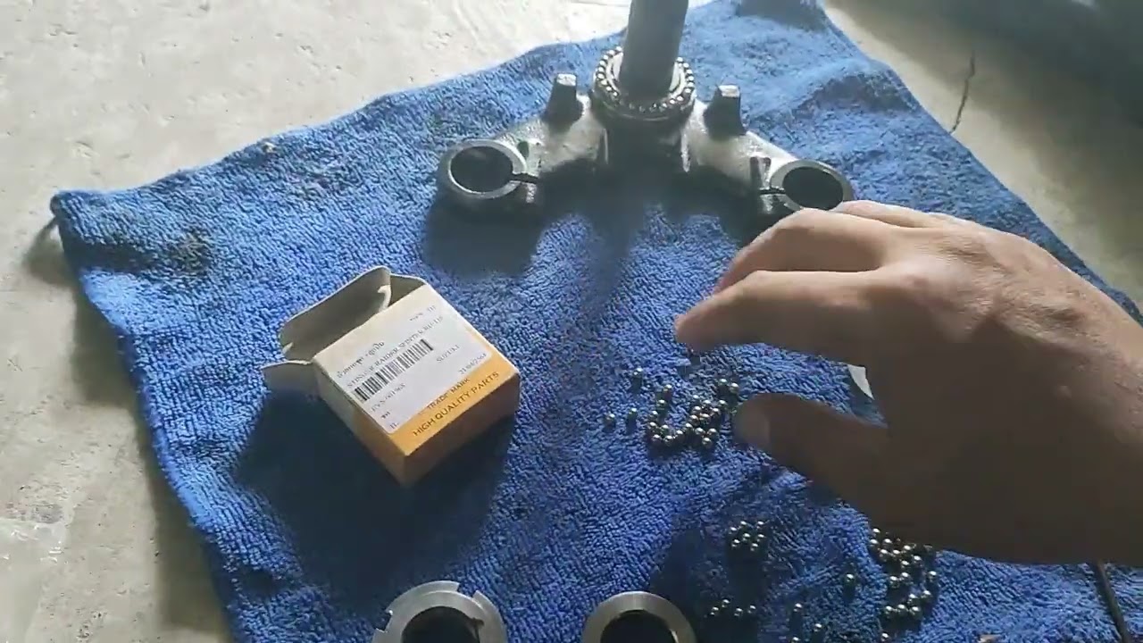 ใส่ลูกปืนคอ Akira