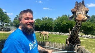 Kevin Owens finds happiness at the Detroit Zoo