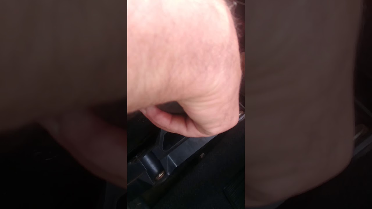 Trocando reparo da alavanca do Cambio do Classic 2008