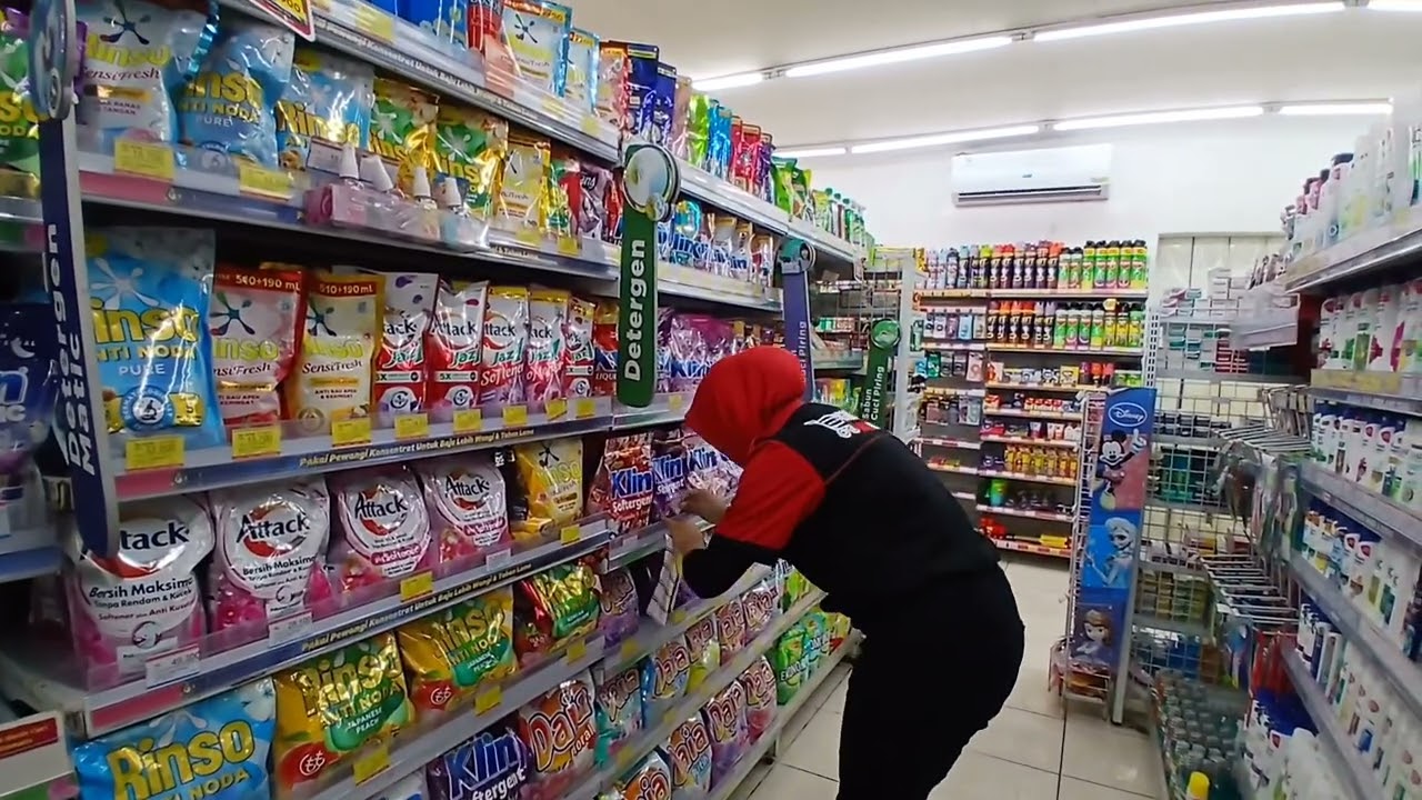 LAPORAN PRAKTEK KERJA LAPANGAN DI ALFAMIDI , PROGAM KEAHLIAN BISNIS RETAIL