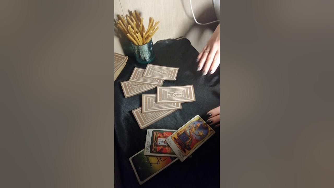 Гадание что он обо мне видео. Гадание что он обо мне видео