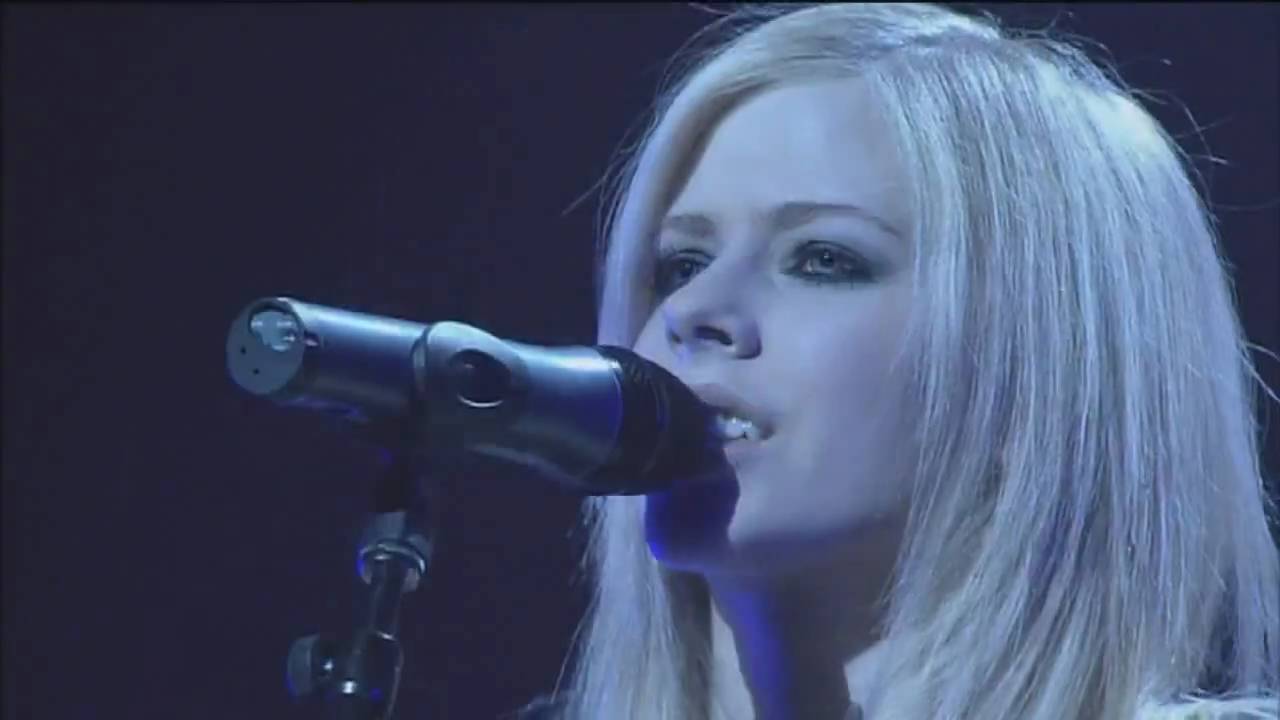 Avril Lavigne Live Take Me Away Hd Youtube