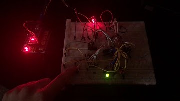 Traffic Signal light with 2 logic gate