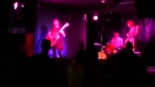 Tiny Ruins - White Sheet Lightning (Live in Toronto @ The Garrison Mon, August 4, 2014)