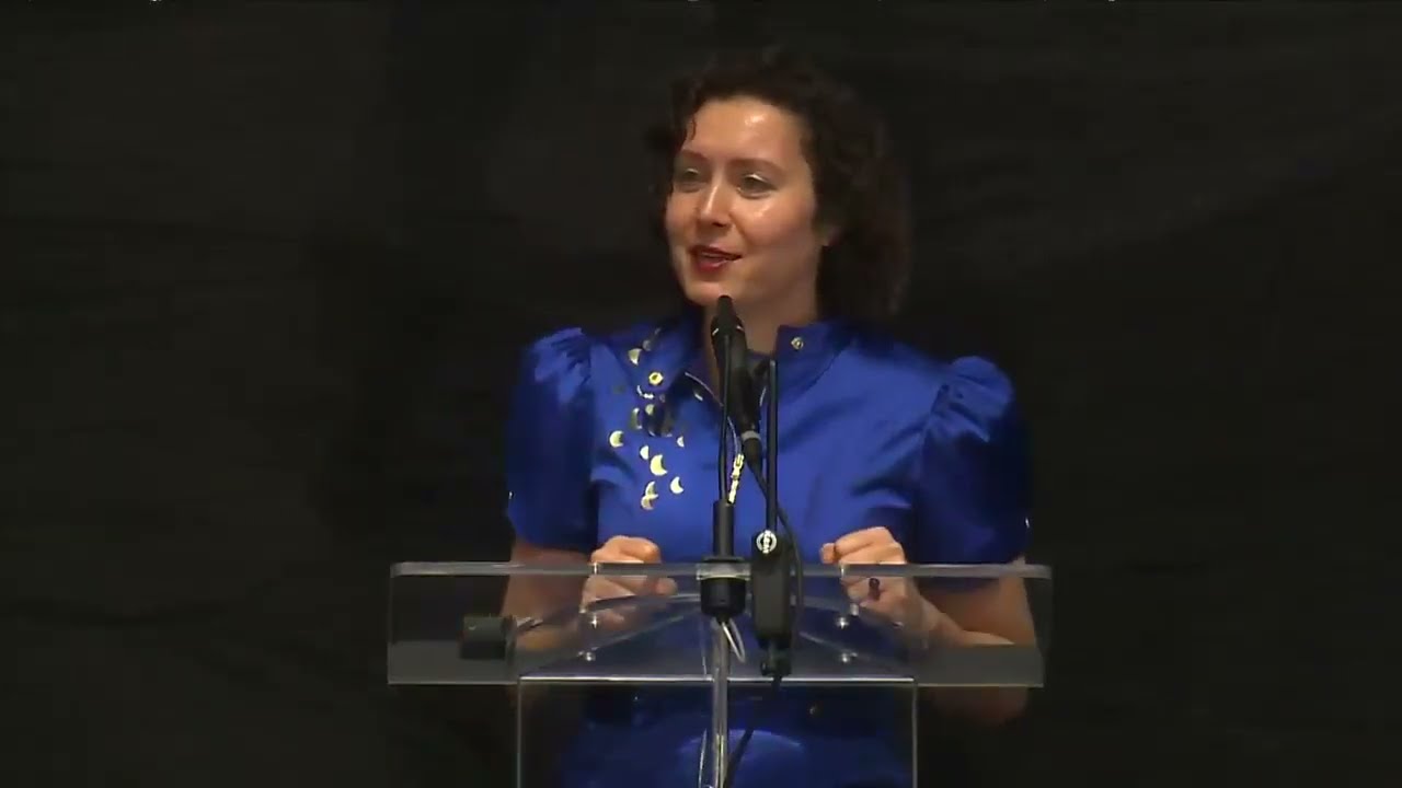 David Byrne reading poem "Strings" WITH INTRO (2024 Universe in Verse at Austin, TX)