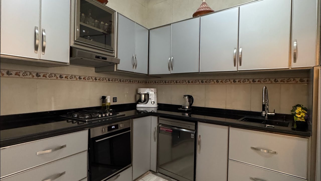 سفلية ممتازة للبيع قرب موسسة الشروق الثمن 42 مليون ☎️0607150424