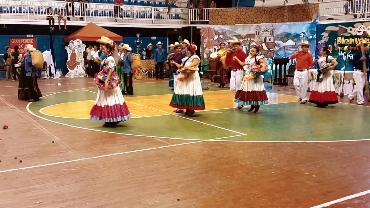 Herederos de Cicumba Gran Pereke 2015 - YouTube