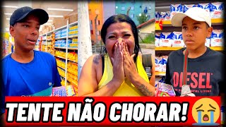Emoção pura: a incrível história dos meninos que trabalham no farol para ajudar a mãe