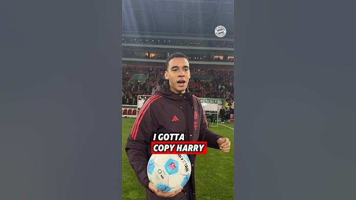 Jamal Musiala copying Harry Kane‘s hat-trick routine 😂🤝