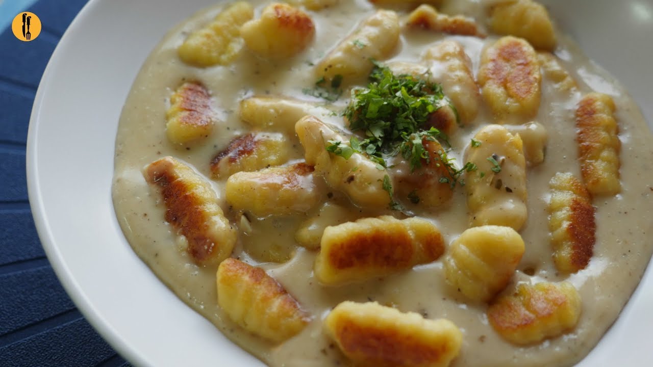 Crispy Gnocchi Pasta with Cheese Sauce Recipe By Food Fusion - YouTube