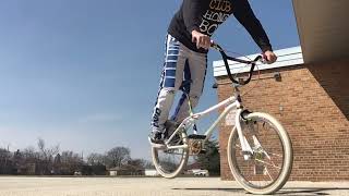 80s Bmx freestyle…first ride on the freshly powder coated 85 gt!